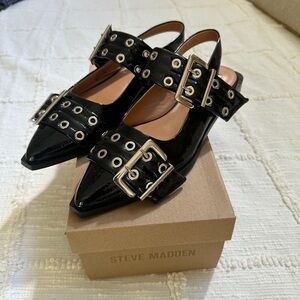 Steve Madden Graya Sandals